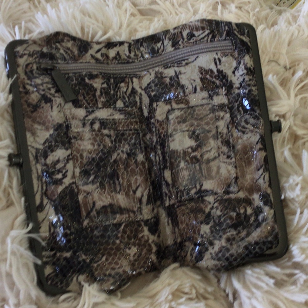 Hobo clutch